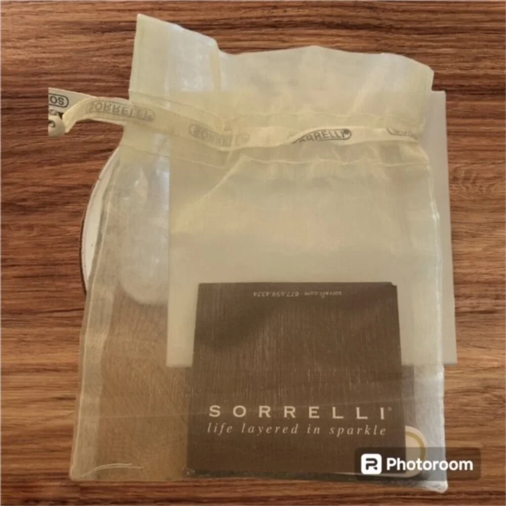 Sorrelli Faceted Oval Crystal Stone set in Teardrop Pendant, Signed; 16-20" - Picture 3 of 4